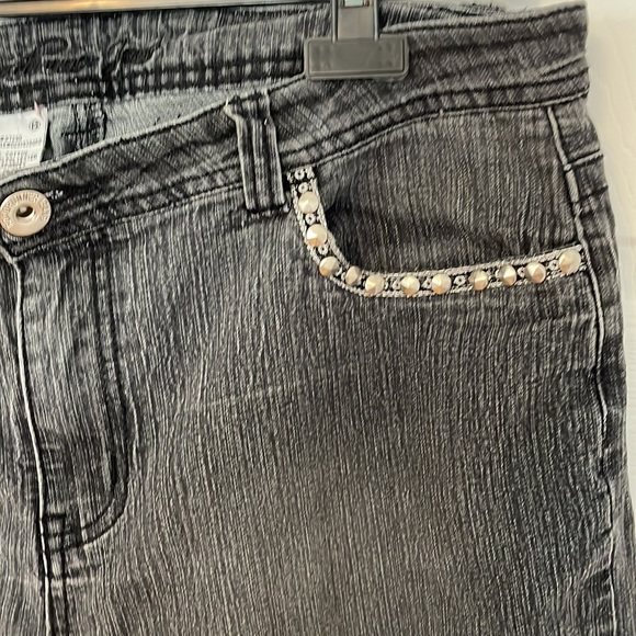 Roadrunner Jeans - Picture 3 of 8